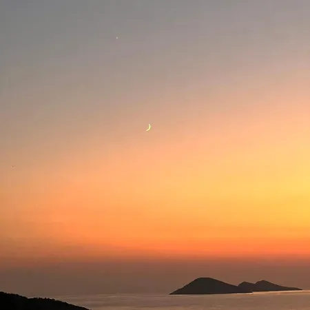 Villa Seafront, Sunset And Mountain View In Komurluk, *